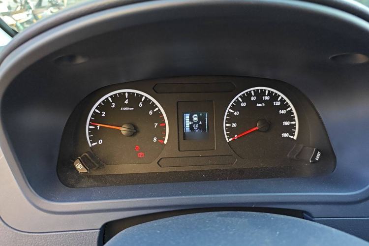 Used FORTHING Lingzhi PLUS 2024 1.5T Manual Luxury 7-Seater Instrument Cluster