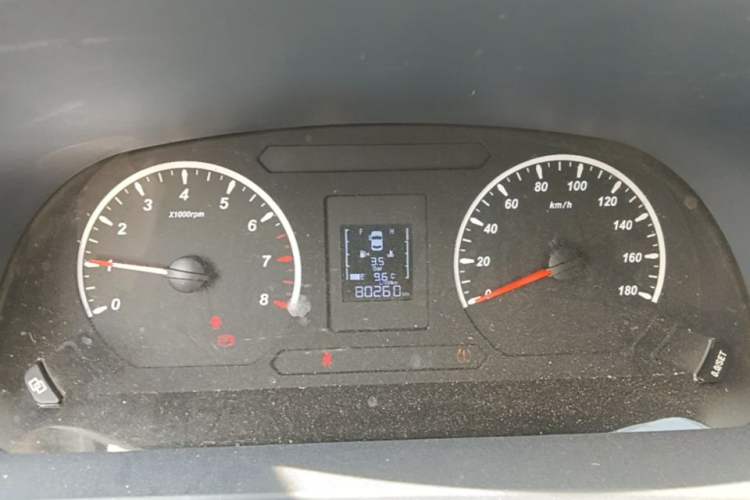 Used FORTHING Lingzhi PLUS 2024 1.5T Manual Comfort Version 7 Seats Instrument Cluster