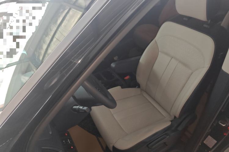 Used FORTHING Lingzhi PLUS 2024 1.5T Manual Luxury 7-Seater Left Front Seat