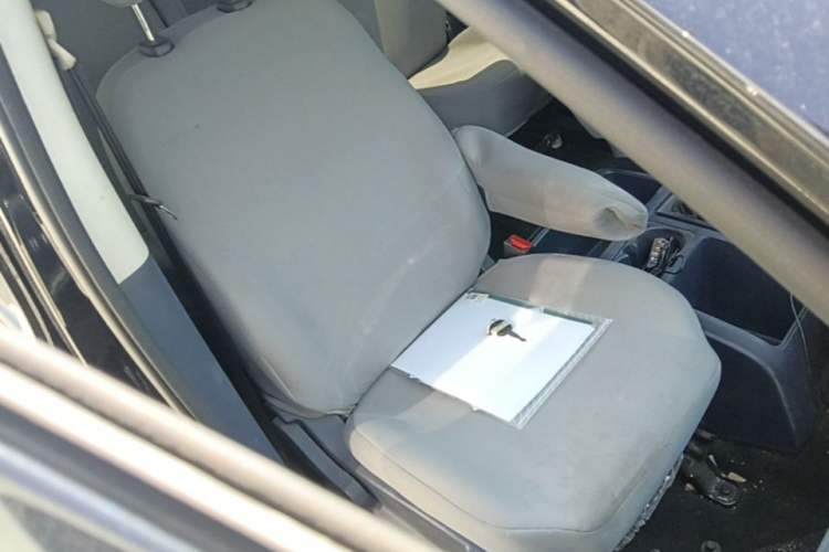 Used FORTHING Lingzhi PLUS 2024 1.5T Manual Comfort Version 7 Seats Right Front Seat