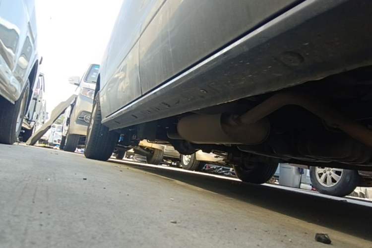 Used FORTHING Lingzhi PLUS 2024 1.5T Manual Comfort Version 7 Seats Right Side Sill