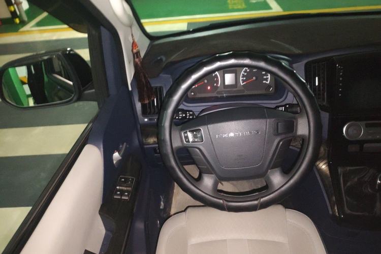 Used FORTHING Lingzhi PLUS 2024 1.5T Manual Luxury 7-Seater Steering Wheel