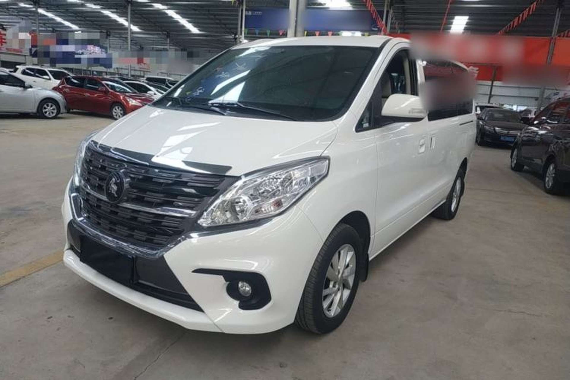 Used FORTHING Lingzhi PLUS 2024 1.5T Manual Luxury 7-Seater Front Left 45 Deg
