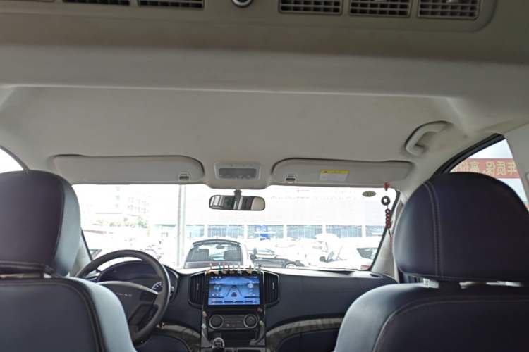 Used FORTHING Lingzhi PLUS 2024 1.5T Manual Luxury 7-Seater Headliner