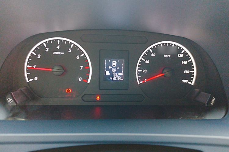 Used FORTHING Lingzhi PLUS 2024 1.5T Manual Luxury 9-Seater Instrument Cluster