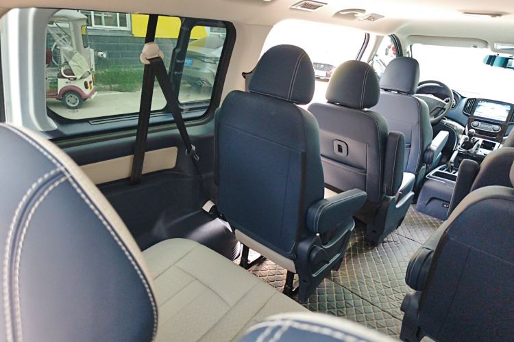 Used FORTHING Lingzhi PLUS 2024 1.5T Manual Luxury 9-Seater Interior 7