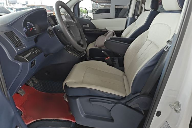 Used FORTHING Lingzhi PLUS 2024 1.5T Manual Luxury 7-Seater Left Front Seat