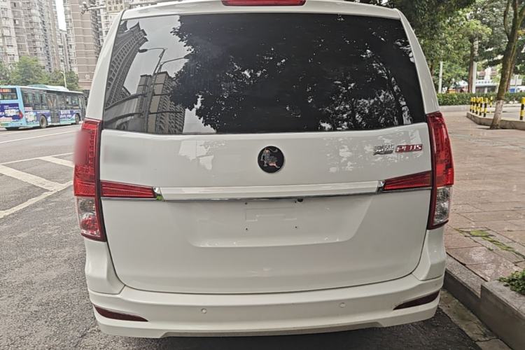 Used FORTHING Lingzhi PLUS 2024 1.5T Manual Luxury 7-Seater Rear