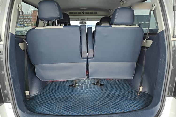 Used FORTHING Lingzhi PLUS 2024 1.5T Manual Luxury 7-Seater Trunk