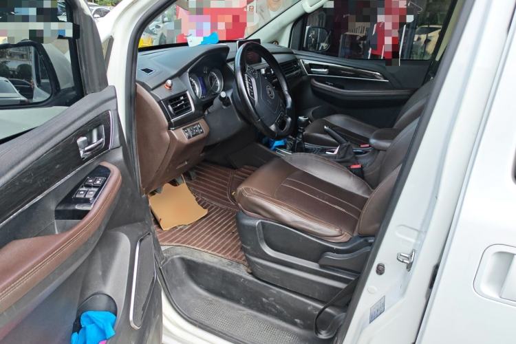 Used FORTHING M6 2019 1.5T Manual Long-Wheelbase Luxury 7-Seater Driver Seat