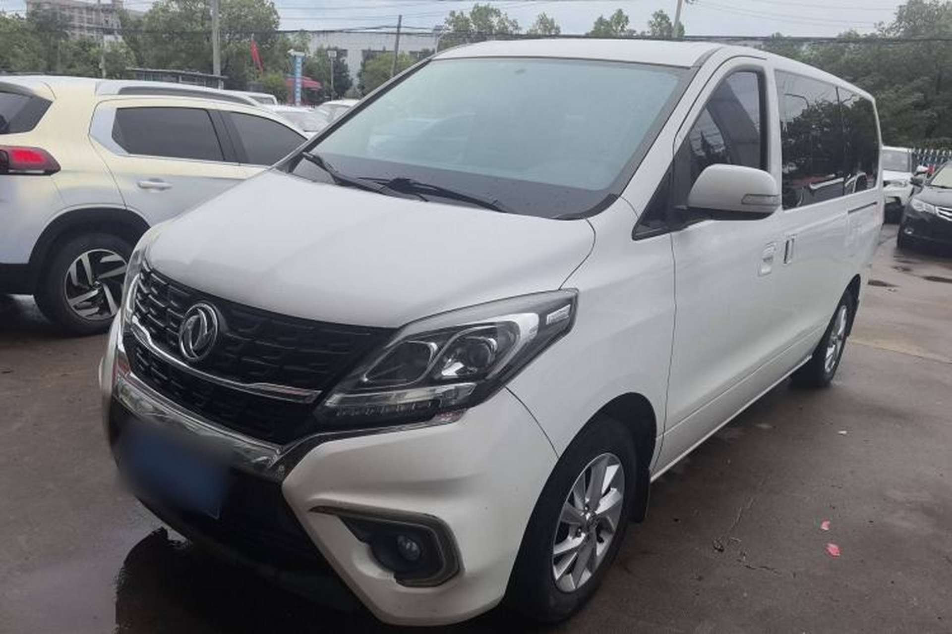 Used FORTHING M6 2019 1.5T Manual Long-Wheelbase Luxury 7-Seater Front Left 45 Deg