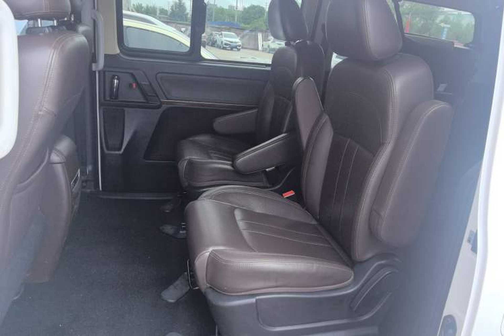Used FORTHING M6 2019 1.5T Manual Long-Wheelbase Luxury 7-Seater Interior 1