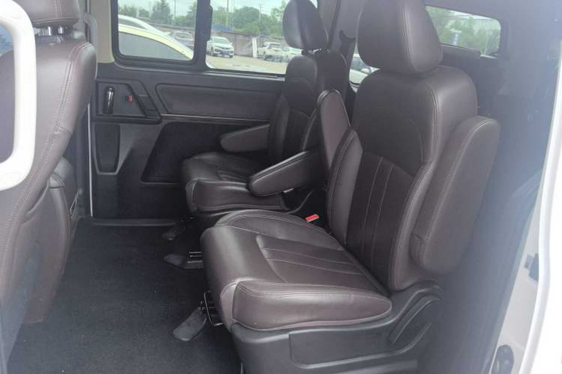 Used FORTHING M6 2019 1.5T Manual Long-Wheelbase Luxury 7-Seater Interior 7