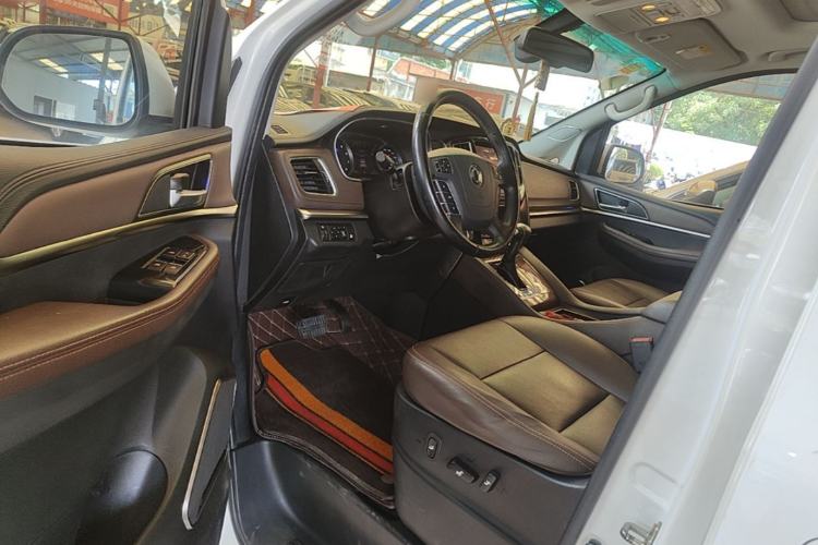 Used FORTHING M7 2019 2.0T Automatic Prestige Edition Driver Seat