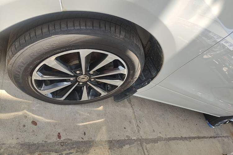 Used FORTHING M7 2019 2.0T Automatic Prestige Edition Left Front Wheel Hub