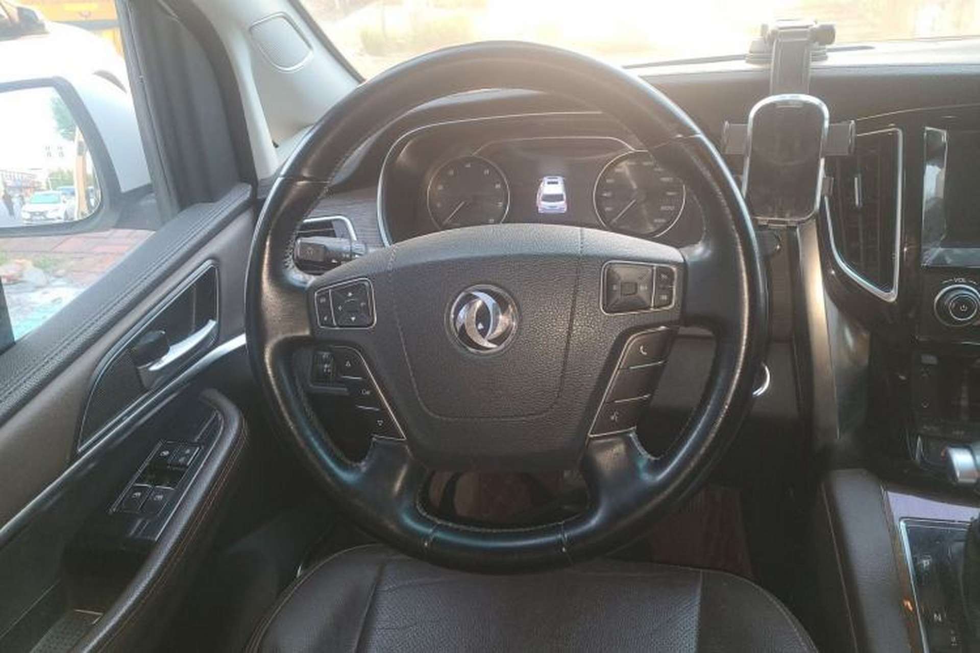 Used FORTHING M7 2019 2.0T Automatic Prestige Edition Steering Wheel