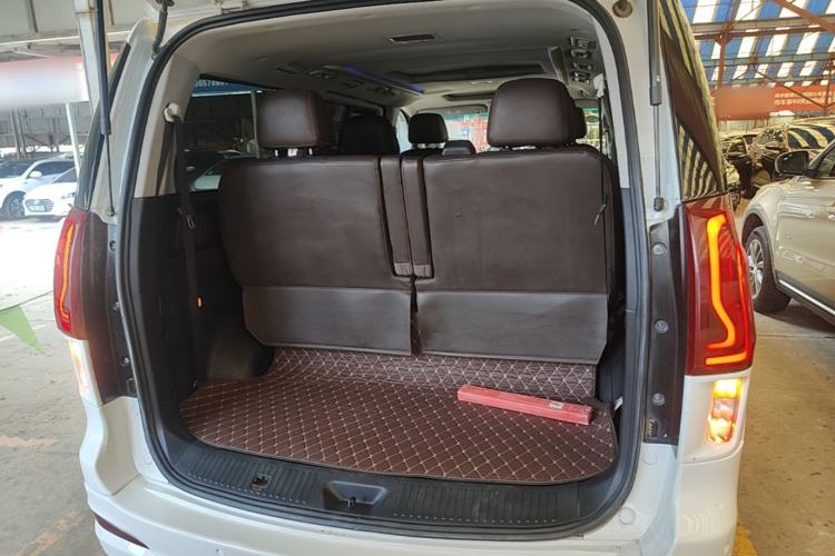 Used FORTHING M7 2019 2.0T Automatic Prestige Edition Trunk