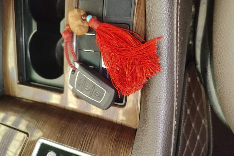 Used FORTHING M7 2019 2.0T Automatic Prestige Edition Vehicle Key