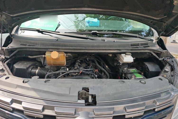 Used FORTHING M7  Engine Bay