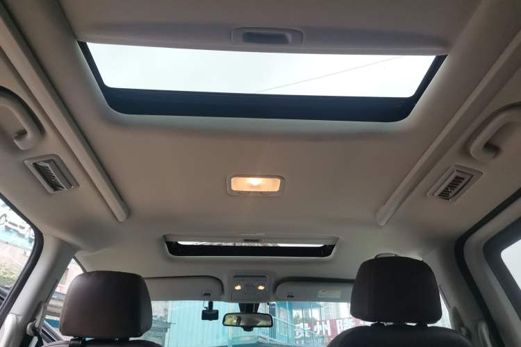 Used FORTHING M7  Headliner