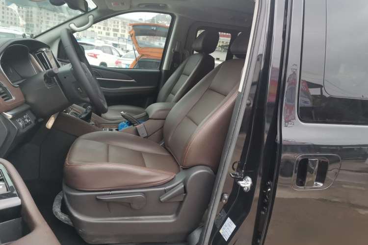 Used FORTHING M7  Left Front Seat
