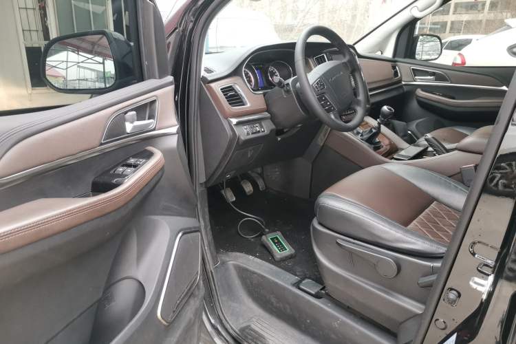 Used FORTHING M7 2021 1.8T Manual Luxury Model Driver Seat
