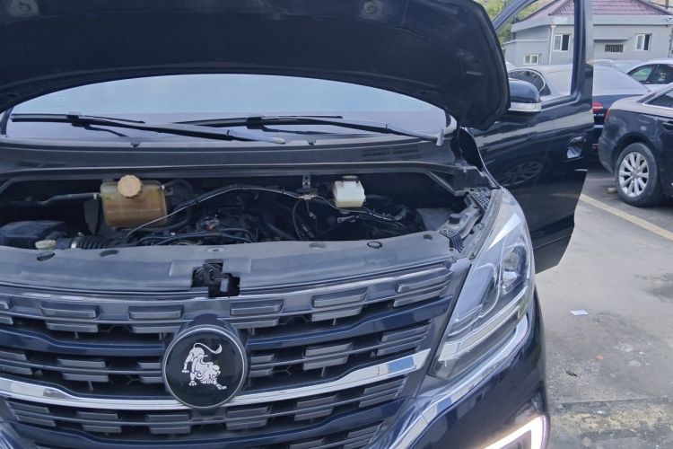 Used FORTHING M7 2021 1.8T Manual Luxury Model Engine Bay Left