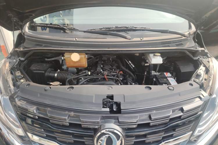 Used FORTHING M7 2021 1.8T Manual Luxury Model Engine Bay