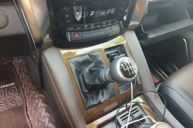 Used FORTHING M7 2021 1.8T Manual Luxury Model Gear Lever