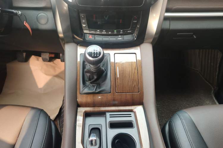 Used FORTHING M7 2021 1.8T Manual Luxury Model Gear Lever