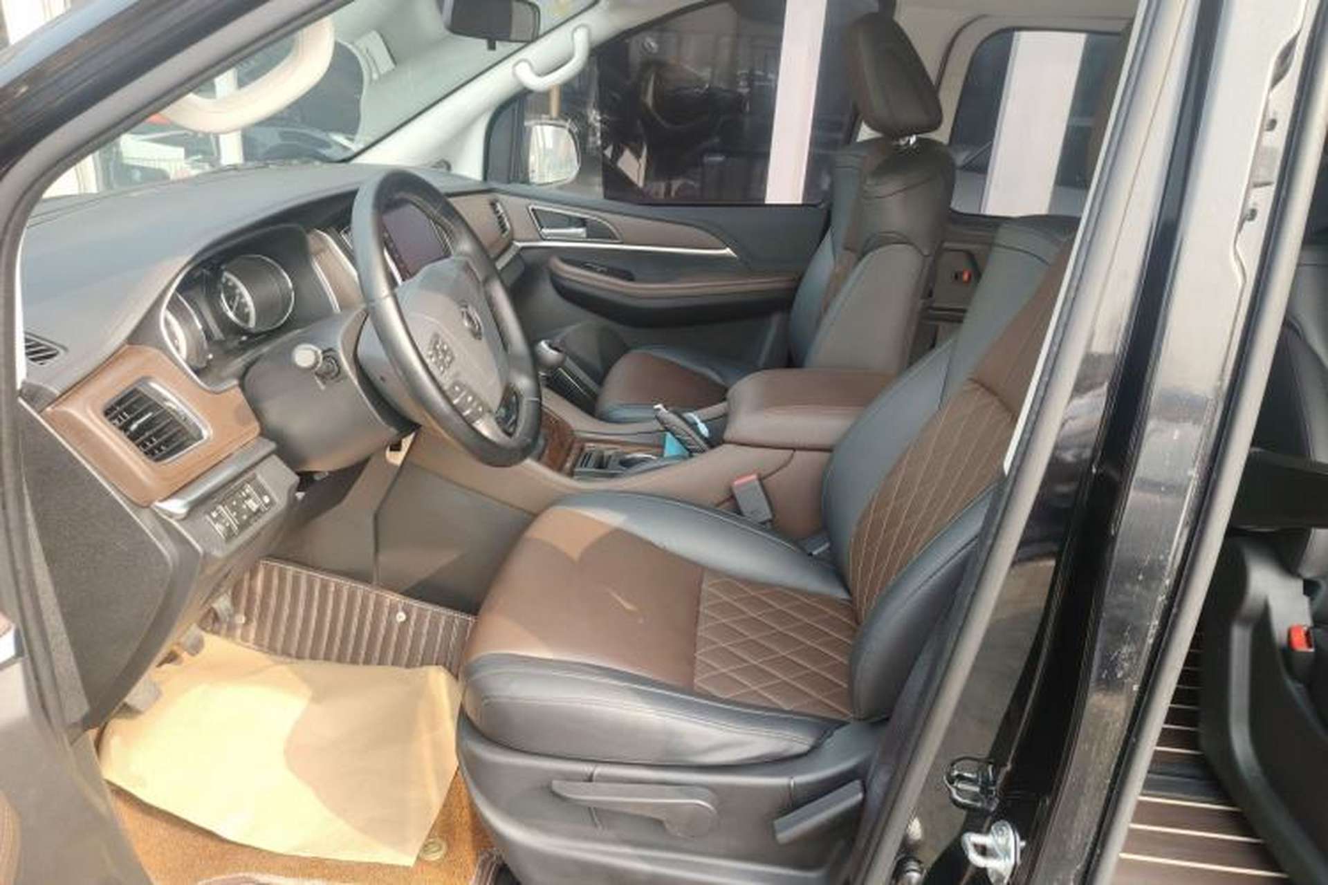 Used FORTHING M7 2021 1.8T Manual Luxury Model Left Front Seat