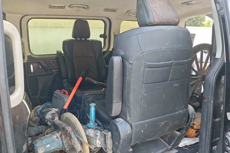 Used FORTHING M7 2021 1.8T Manual Luxury Model Left Rear Seat