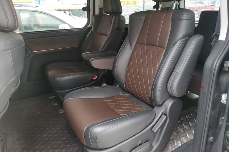 Used FORTHING M7 2021 1.8T Manual Luxury Model Left Rear Seat