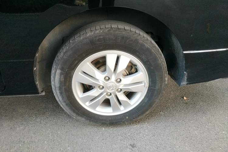Used FORTHING M7 2021 1.8T Manual Luxury Model Left Rear Wheel Hub