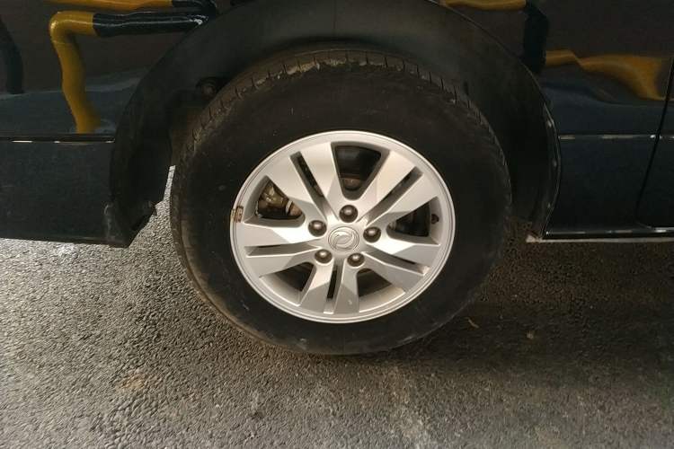 Used FORTHING M7 2021 1.8T Manual Luxury Model Right Rear Wheel Hub
