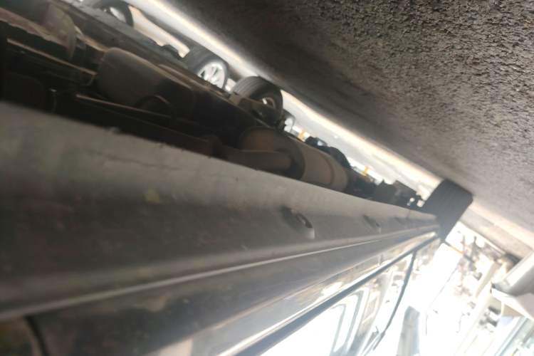 Used FORTHING M7 2021 1.8T Manual Luxury Model Right Side Sill