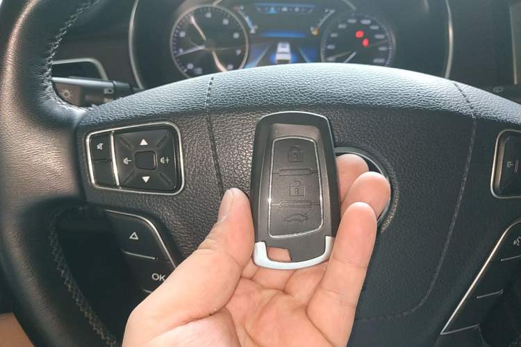 Used FORTHING M7 2021 1.8T Manual Luxury Model Vehicle Key