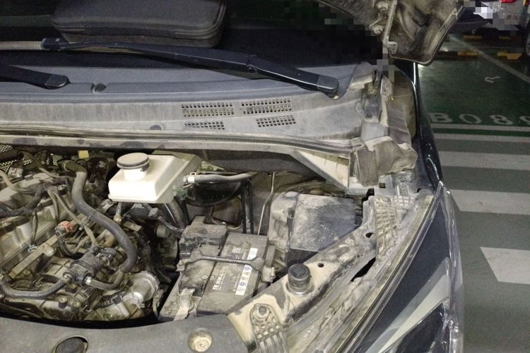 Used FORTHING M7 2021 1.8T Manual Luxury Model Engine Bay Left