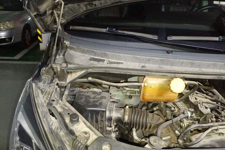 Used FORTHING M7 2021 1.8T Manual Luxury Model Engine Bay Right