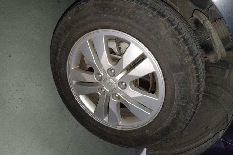Used FORTHING M7 2021 1.8T Manual Luxury Model Right Front Wheel Hub