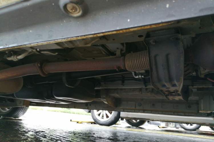 Used FORTHING M7 2021 1.8T Manual Luxury Model Chassis Front Right