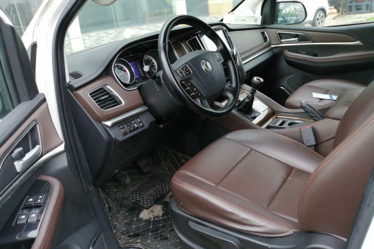 Used FORTHING M7 2021 1.8T Manual Luxury Model Driver Seat