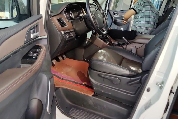 Used FORTHING M7 2021 1.8T Manual Luxury Model Driver Seat