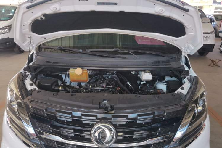 Used FORTHING M7 2021 1.8T Manual Luxury Model Engine Bay