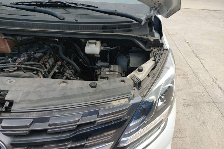 Used FORTHING M7 2021 1.8T Manual Luxury Model Engine Bay Left