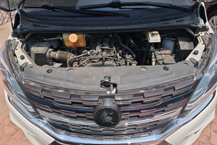 Used FORTHING M7 2021 1.8T Manual Luxury Model Engine Bay