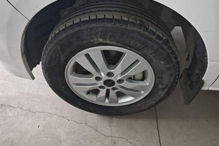 Used FORTHING M7 2021 1.8T Manual Luxury Model Exterior 4