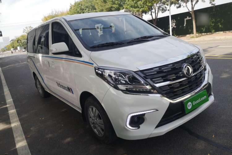 Used FORTHING M7 2021 1.8T Manual Luxury Model Front Right 45 Deg