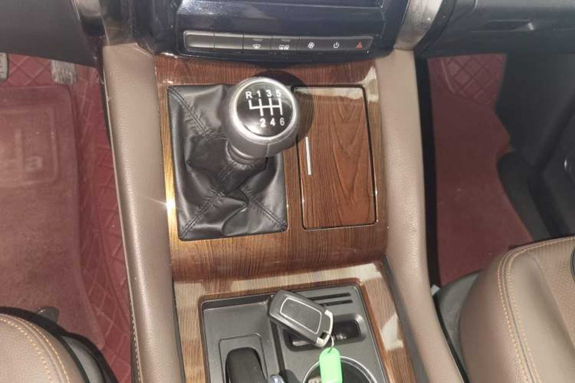 Used FORTHING M7 2021 1.8T Manual Luxury Model Gear Lever