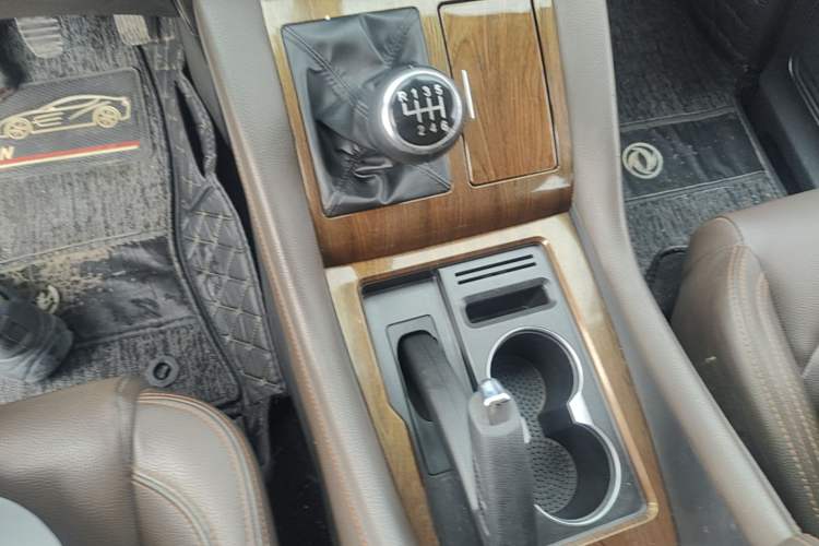 Used FORTHING M7 2021 1.8T Manual Luxury Model Gear Lever